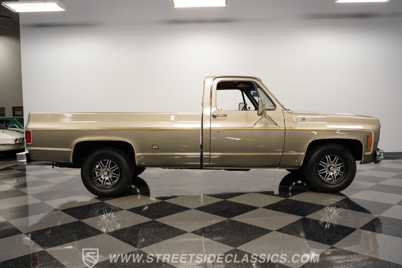 For Sale 1977 GMC C1500 Stock# 9847-CHA Fullscreen Grid Image 15