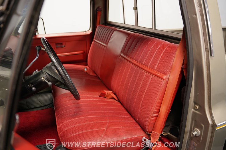For Sale 1977 GMC C1500 Stock# 9847-CHA Fullscreen Grid Image 46