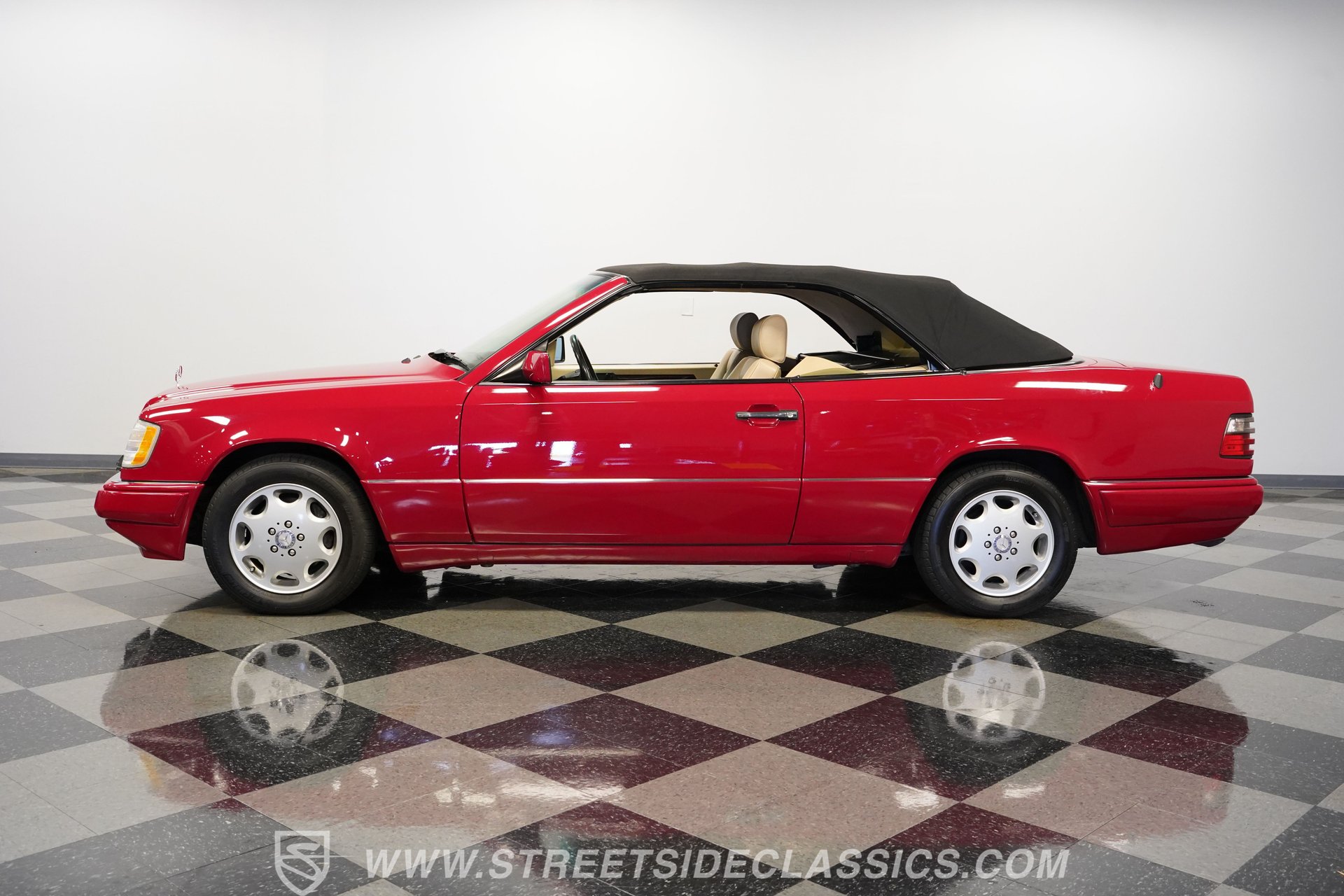 1994 Mercedes-Benz E320
