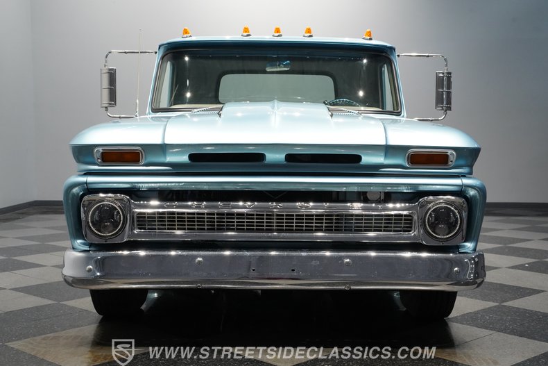 1964 Chevrolet C30 18