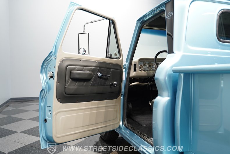 1964 Chevrolet C30 37