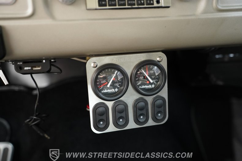 1964 Chevrolet C30 44