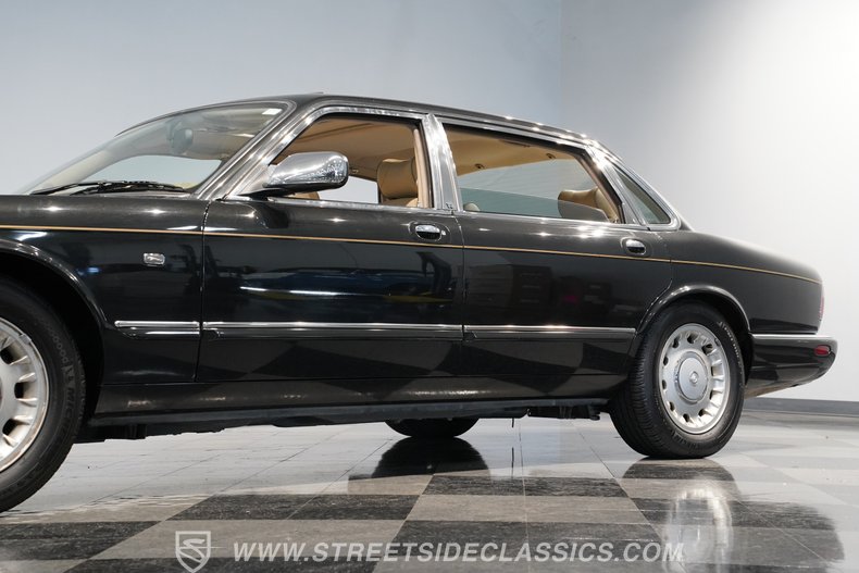 1998 Jaguar XJ 23