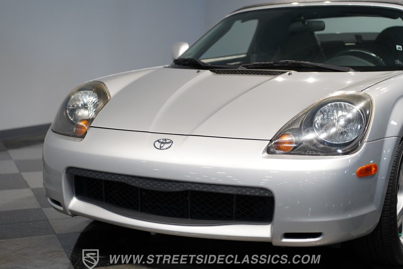 2001 Toyota MR2 20