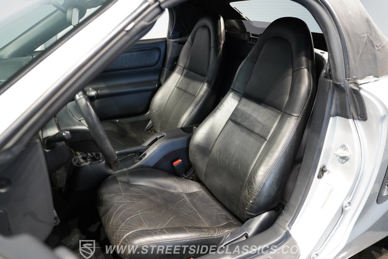 2001 Toyota MR2 47