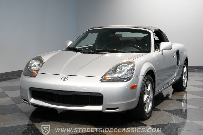 2001 Toyota MR2 19