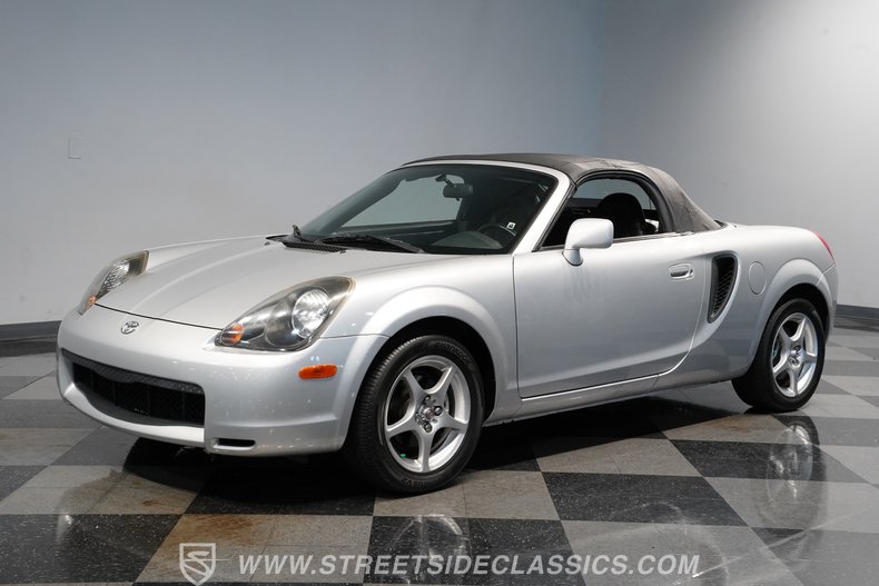 2001 Toyota MR2 6