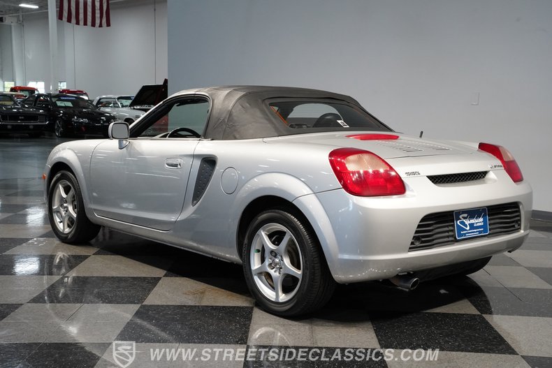 2001 Toyota MR2 10