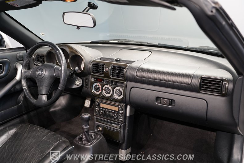 2001 Toyota MR2 50