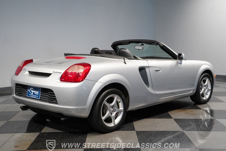 2001 Toyota MR2 13