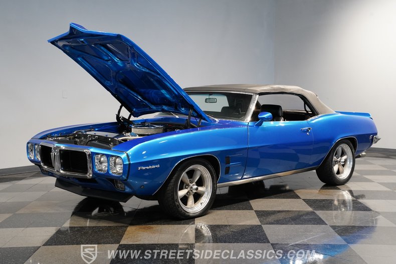 1969 Pontiac Firebird 32