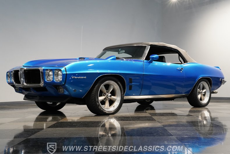 1969 Pontiac Firebird 22