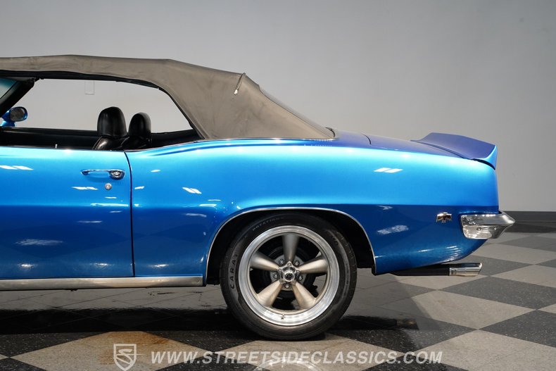 1969 Pontiac Firebird 25