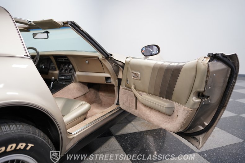 1982 Chevrolet Corvette 54