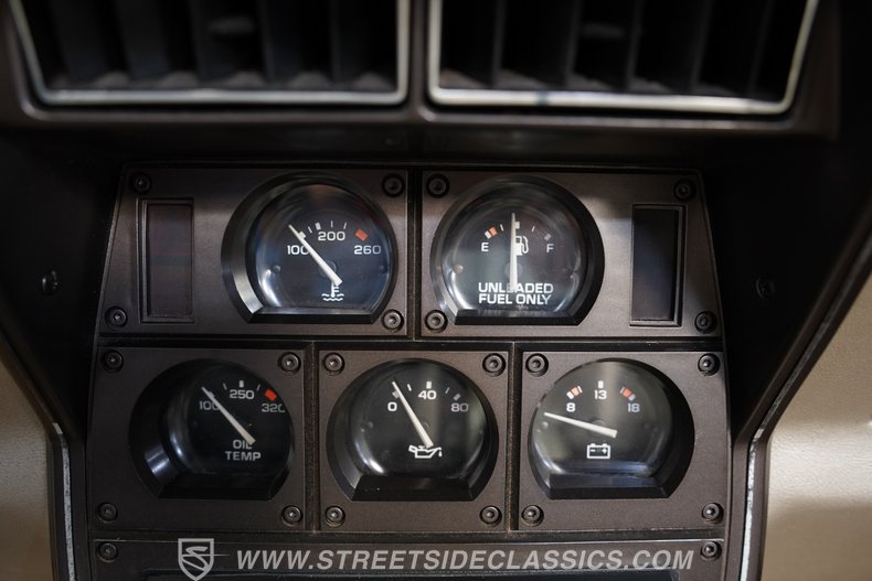 1982 Chevrolet Corvette 43
