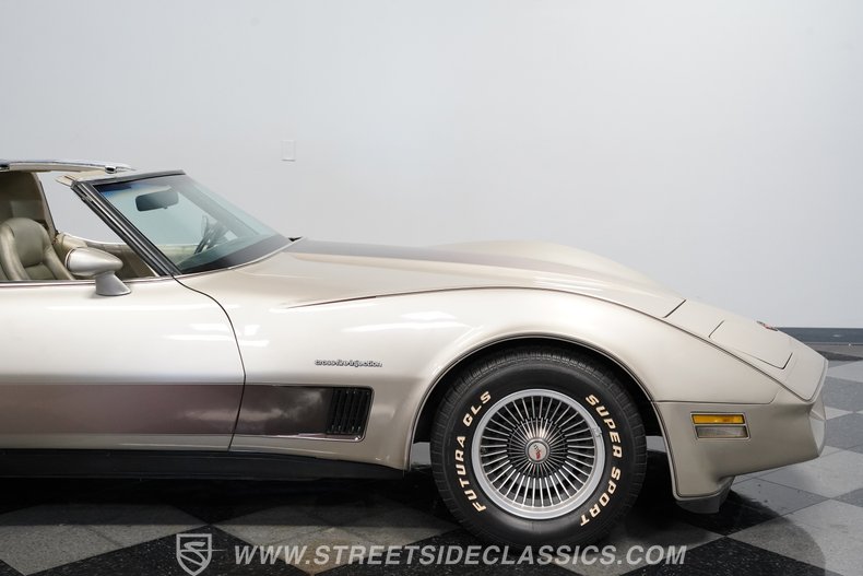 1982 Chevrolet Corvette 32