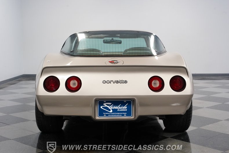 1982 Chevrolet Corvette 11