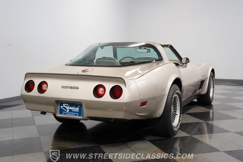 1982 Chevrolet Corvette 12