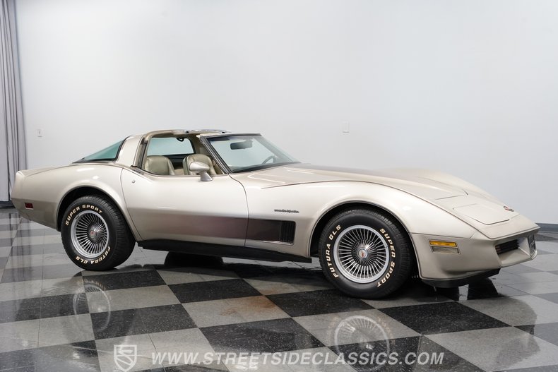 1982 Chevrolet Corvette 16