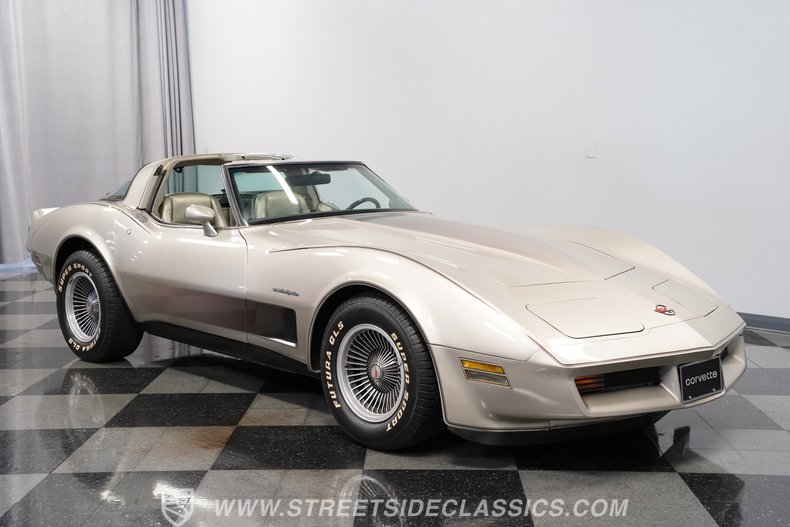 1982 Chevrolet Corvette 17