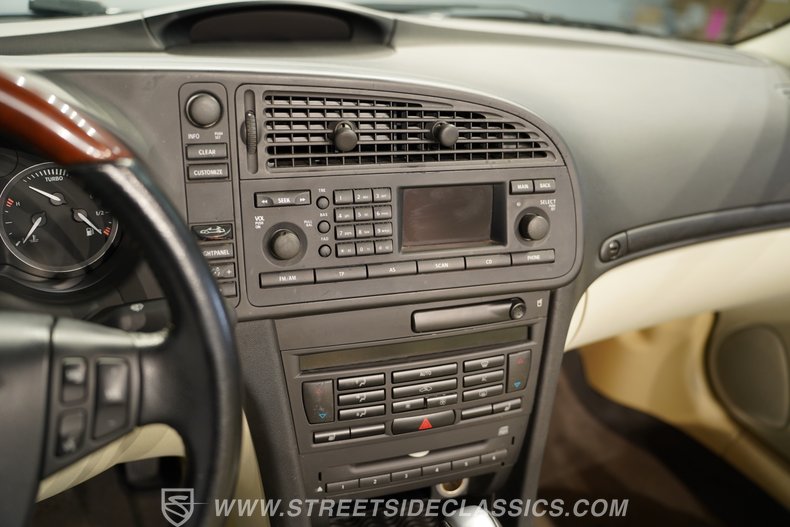 2005 Saab 9-3 Aero 43