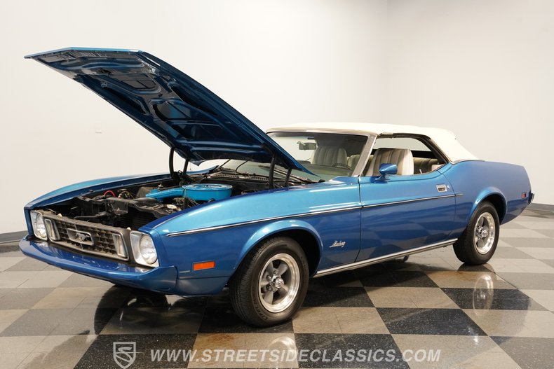 1973 Ford Mustang 32