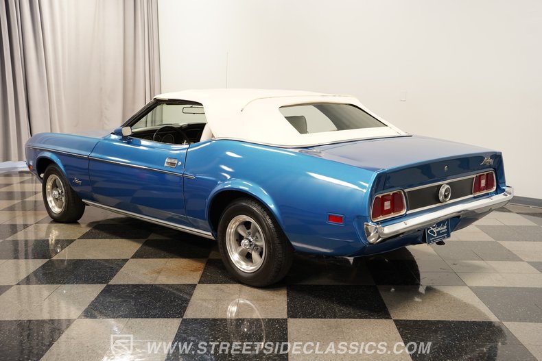 1973 Ford Mustang 10