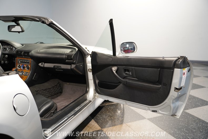 2001 BMW Z3 49