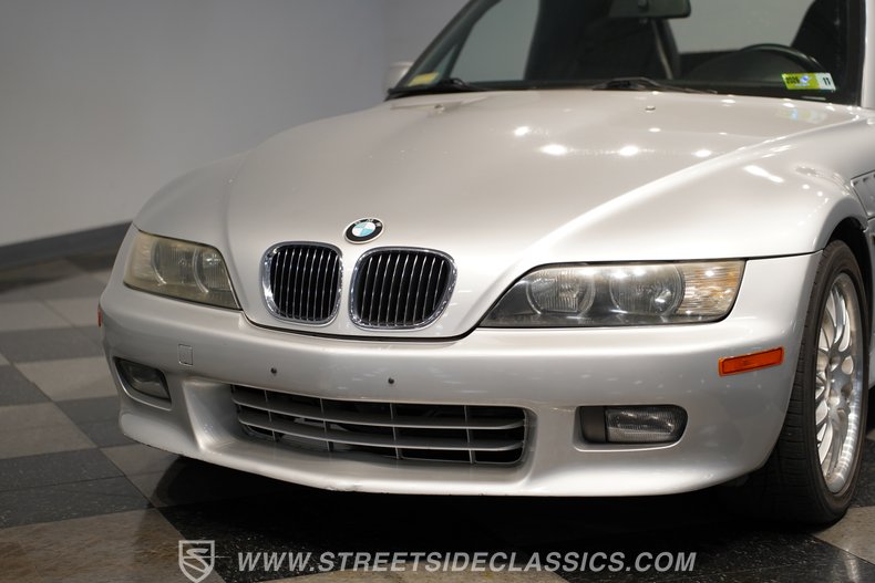 2001 BMW Z3 18