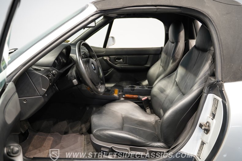 2001 BMW Z3 35