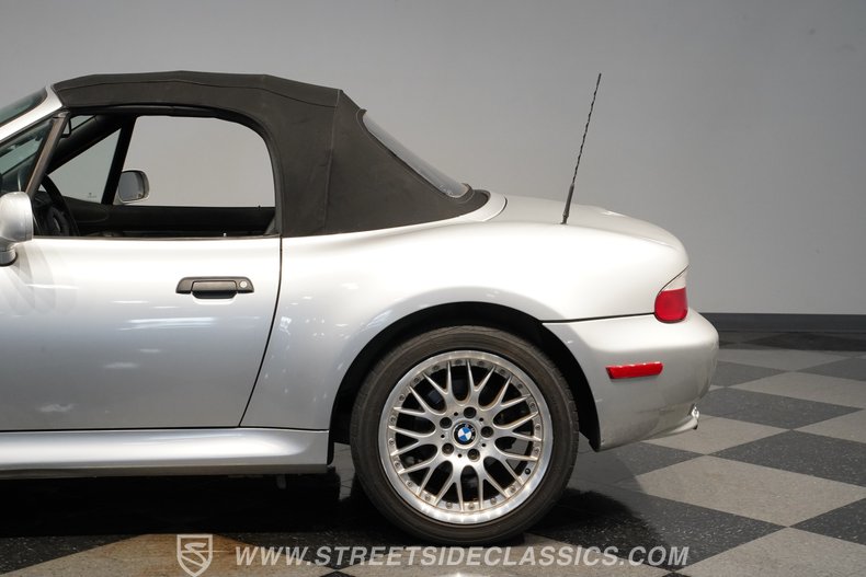2001 BMW Z3 21