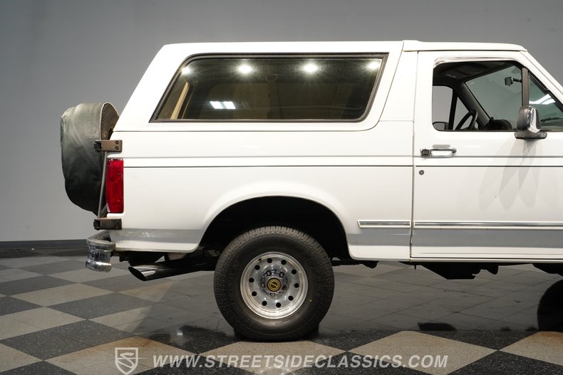 1995 Ford Bronco 30