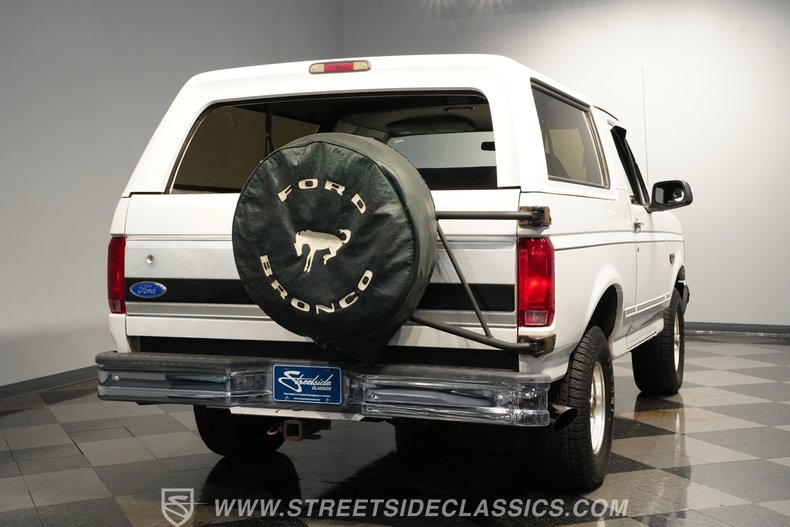 1995 Ford Bronco 12