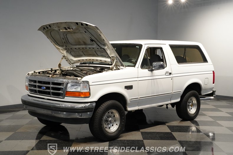 1995 Ford Bronco 32