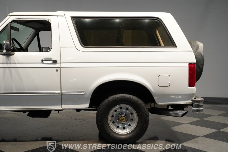 1995 Ford Bronco 25