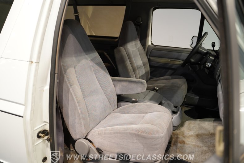 1995 Ford Bronco 49