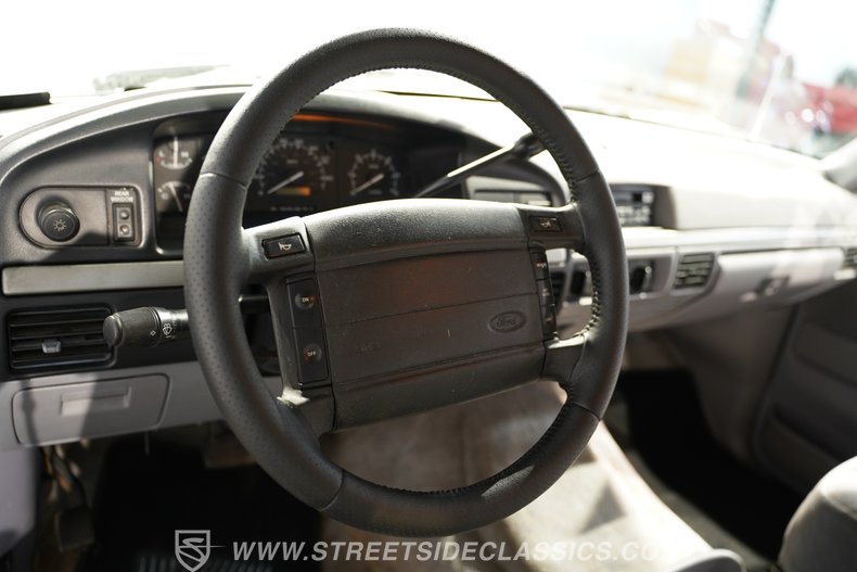 1995 Ford Bronco 40