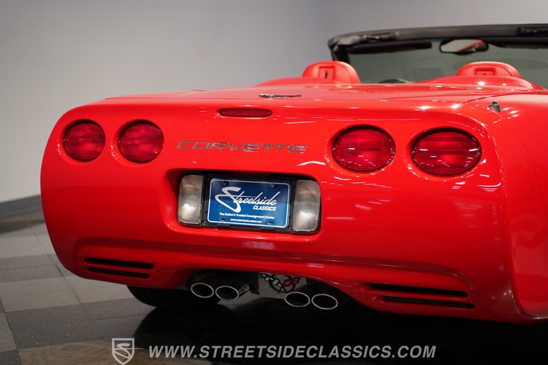 2004 Chevrolet Corvette 27