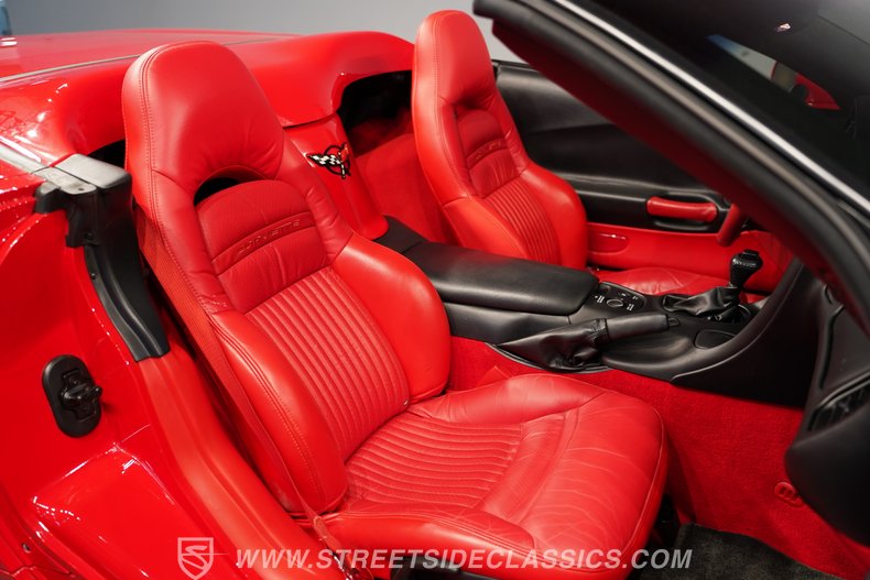 2004 Chevrolet Corvette 46