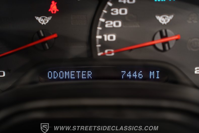 2004 Chevrolet Corvette 41