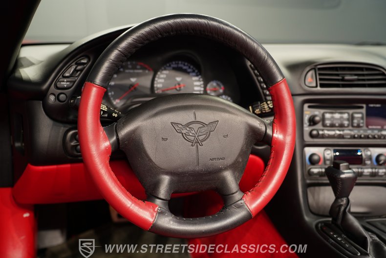 2004 Chevrolet Corvette 39