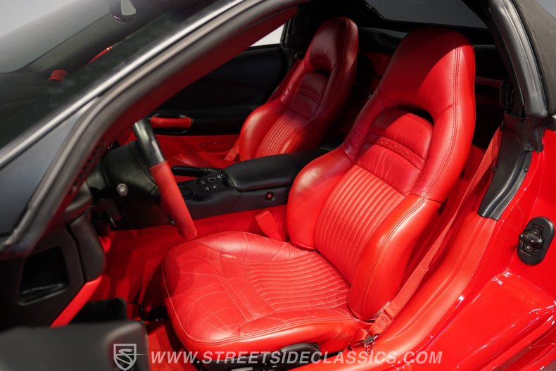 2004 Chevrolet Corvette 45