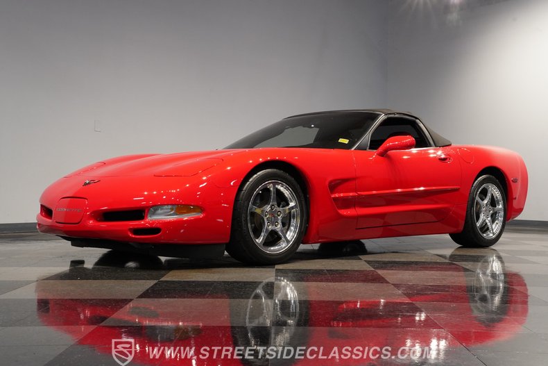 2004 Chevrolet Corvette 22