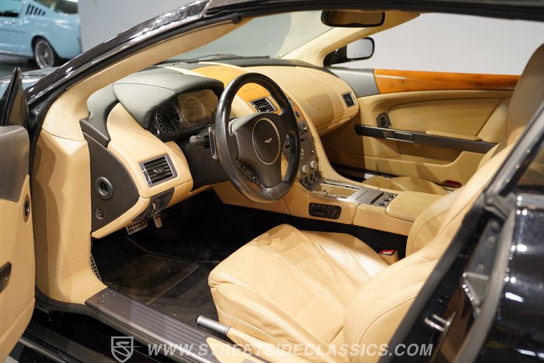 2007 Aston Martin DB9 4