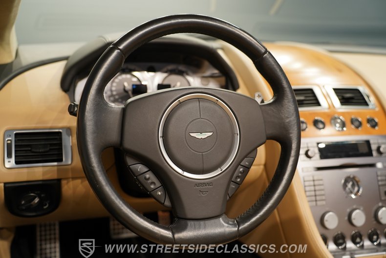 2007 Aston Martin DB9 40