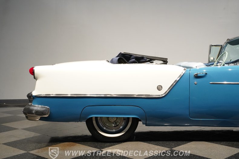 1954 Oldsmobile Rocket 88 30