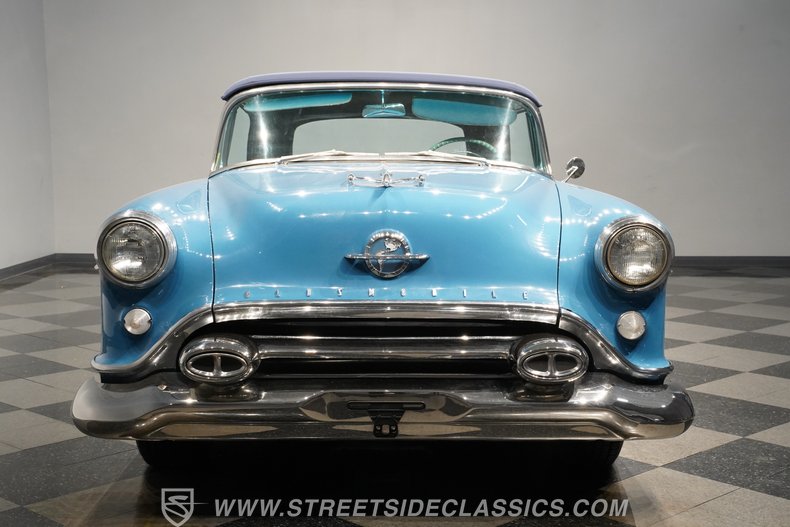 1954 Oldsmobile Rocket 88 18