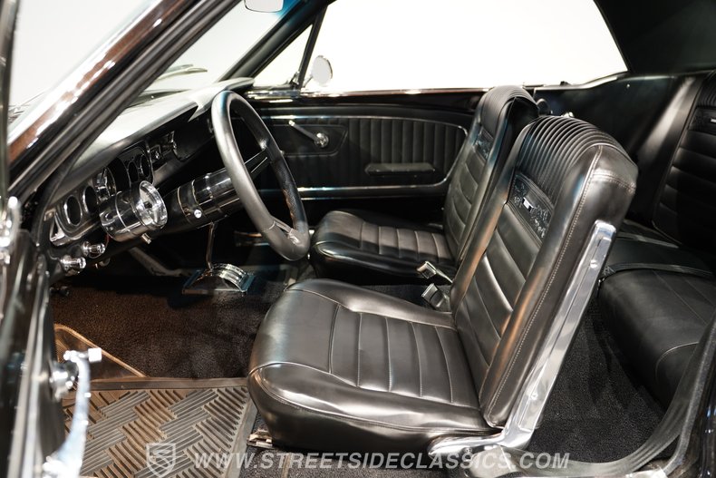 1965 Ford Mustang 39
