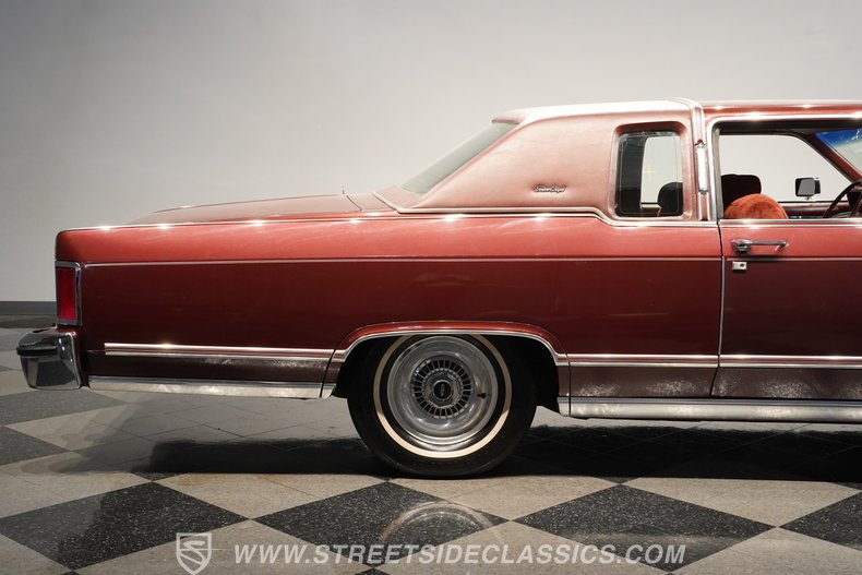 1979 Lincoln Continental 30