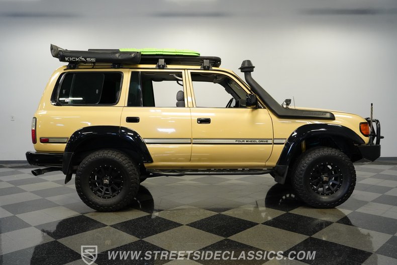 For Sale 1991 Toyota Land Cruiser Stock# 10424-CHA Fullscreen Grid Image 15